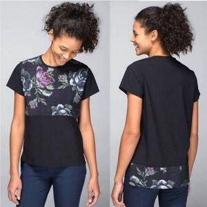 Lululemon Garden Party Snapshot Tee Top Short Sleeve Black Multi Size 8 (?)